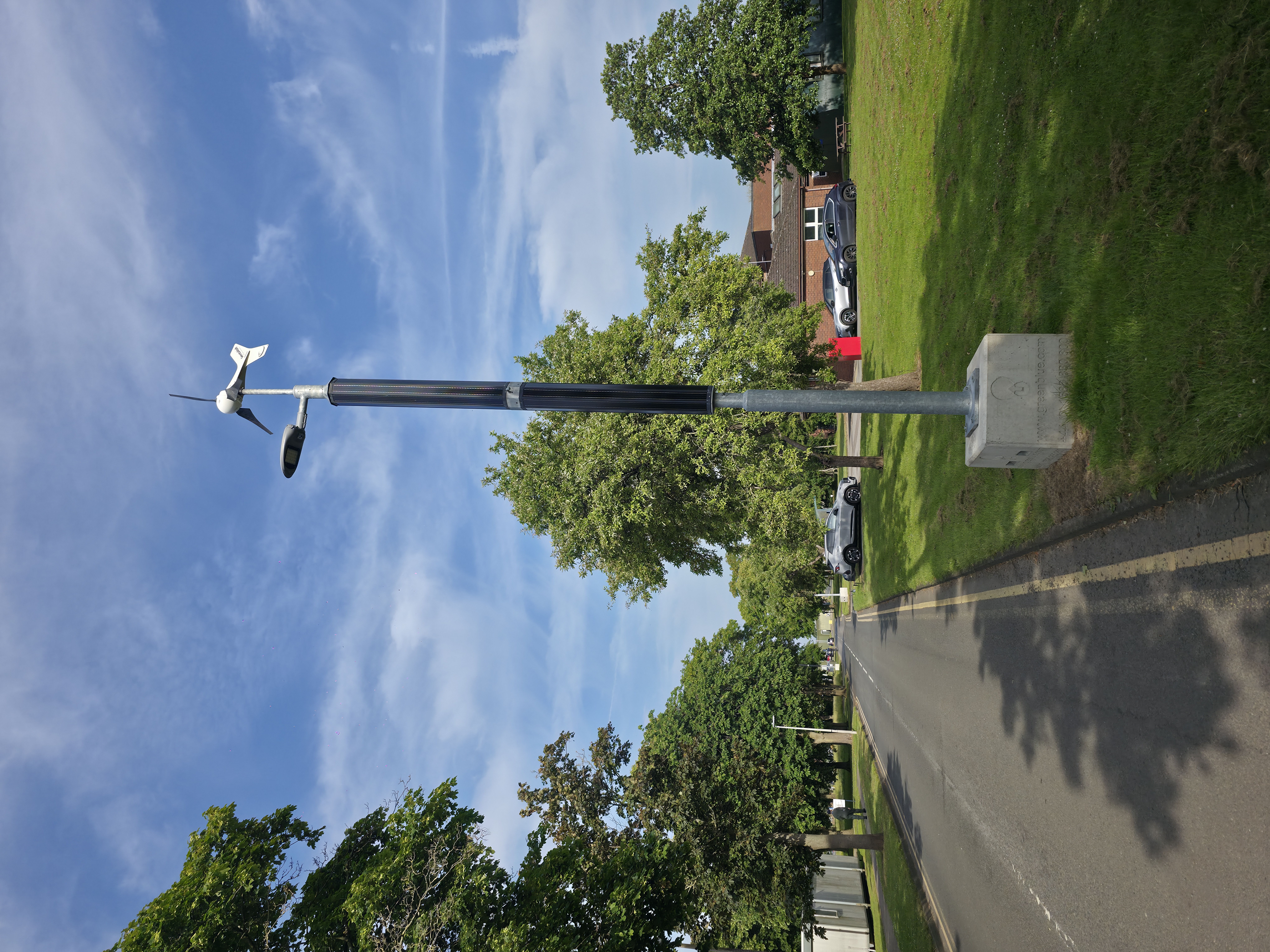 Hybrid off-grid lighting at RAF Leeming